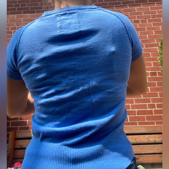 H&M Plaid T-Shirt - Picture 2 of 3